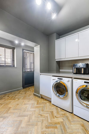 Photo 31- click for photo gallery